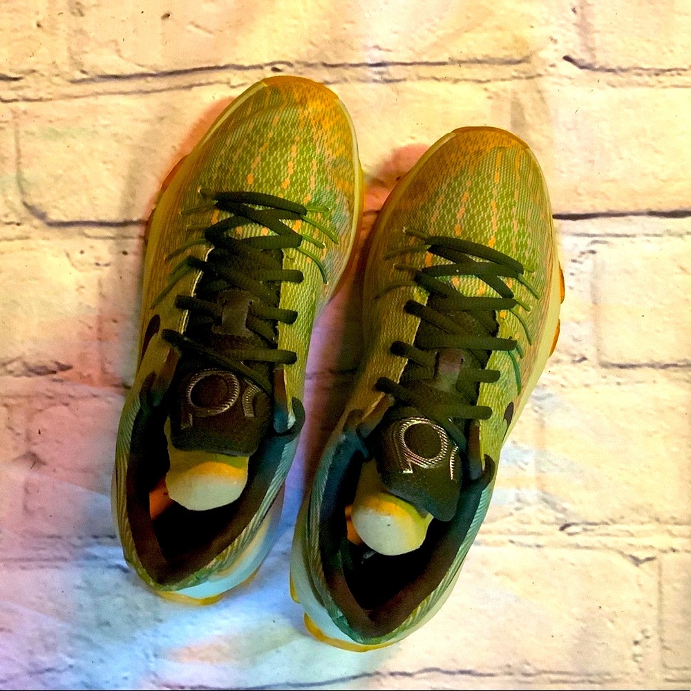 Nike KD VIII 8 GS Sz 6 Youth Kevin Durant Basketball Shoes 768867-001